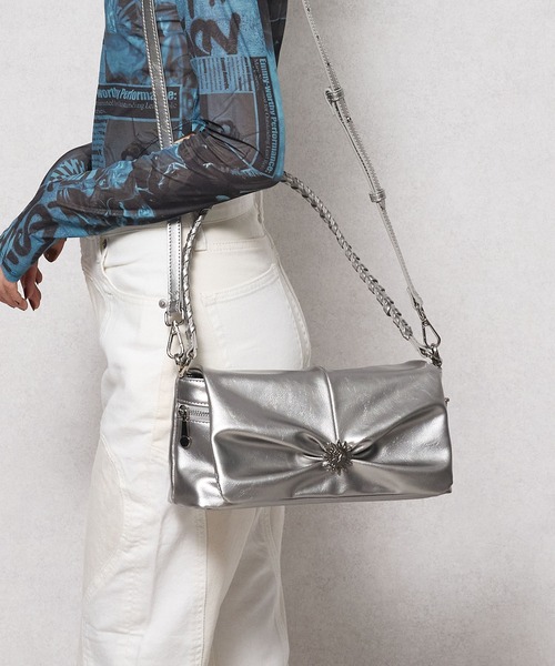 EVRIS(エヴリス)の「【EVRIS/エブリス】SUNNY ギャザー フラップショルダーバッグ(ショルダーバッグ・レディース・シルバー/アイボリー/ブラック/レッド・FREE)」の14枚目の写真