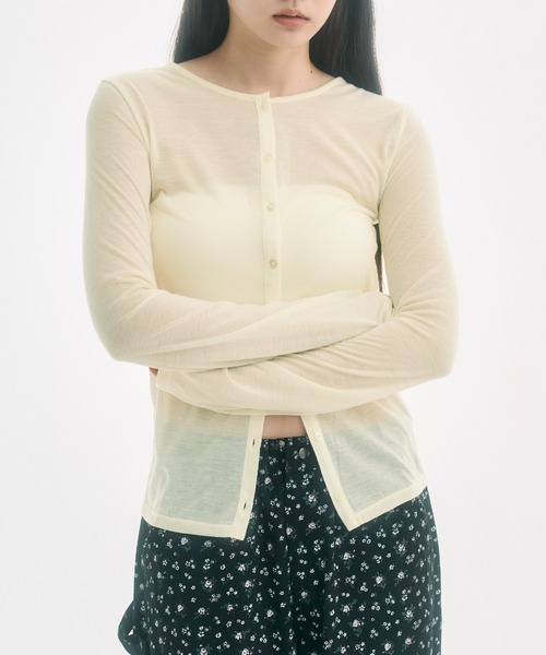 FEKETE（フェケテ）の「sheer cardigan / シアーカーディガン（カーディガン/ボレロ・レディース・ネイビー/ライトイエロー・LARGE/MEDIUM/SMALL）」の2枚目の写真