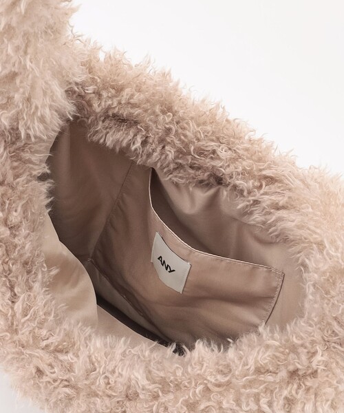 ANY（エニィ）の「2WAYファーワンショルダーバッグ（ショルダーバッグ・レディース・黄土色系/ベージュ系・F）」の7枚目の写真