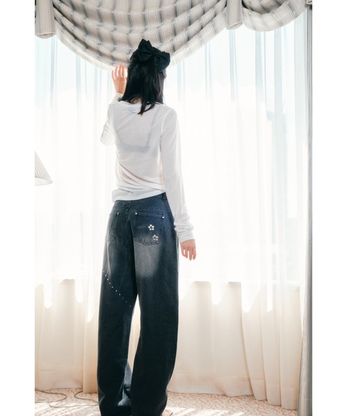 Smyeon(スミョン)の「Studs vintage denim pants/スタッズヴィンテージ加工デニム(デニムパンツ・レディース・ブラック/ブルー・MEDIUM/SMALL)」の10枚目の写真