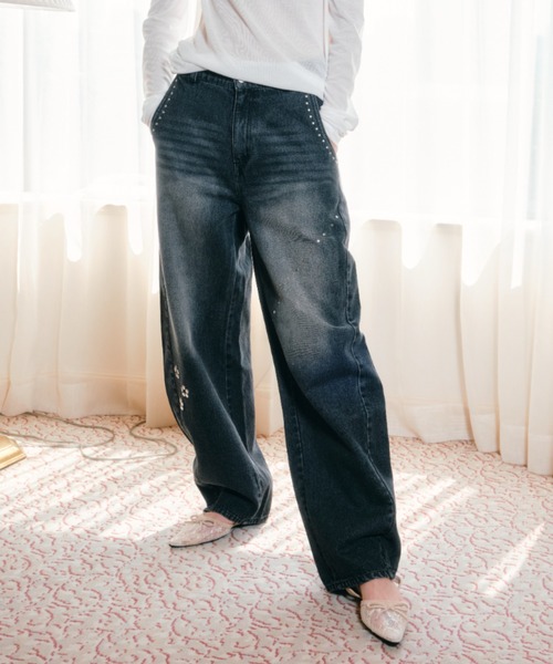 Smyeon(スミョン)の「Studs vintage denim pants/スタッズヴィンテージ加工デニム(デニムパンツ・レディース・ブラック/ブルー・MEDIUM/SMALL)」の5枚目の写真