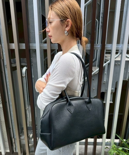 HANNE(アン)の「ロングハンドルボストンバッグ(ボストンバッグ・レディース・ブラウン/ブラック・FREE)」の17枚目の写真