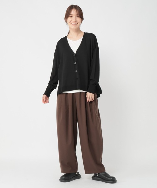 studio CLIP（スタディオクリップ）の「【接触冷感・UVカット・マシンウォッシャブル】12ゲージVネックカーディガン（カーディガン/ボレロ・レディース・ブラック/ブラウン/レッド・FREE）」の8枚目の写真