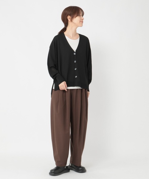 studio CLIP（スタディオクリップ）の「【接触冷感・UVカット・マシンウォッシャブル】12ゲージVネックカーディガン（カーディガン/ボレロ・レディース・ブラック/ブラウン/レッド・FREE）」の9枚目の写真