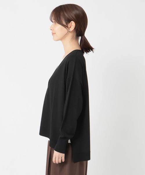 studio CLIP（スタディオクリップ）の「【接触冷感・UVカット・マシンウォッシャブル】12ゲージVネックカーディガン（カーディガン/ボレロ・レディース・ブラック/ブラウン/レッド・FREE）」の21枚目の写真