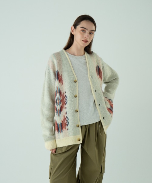 PENDLETON(ペンドルトン)の「シャギーカーディガン(カーディガン/ボレロ・メンズ・ブラック系その他/ベージュ系その他/アイボリー・SMALL/MEDIUM/LARGE)」の19枚目の写真