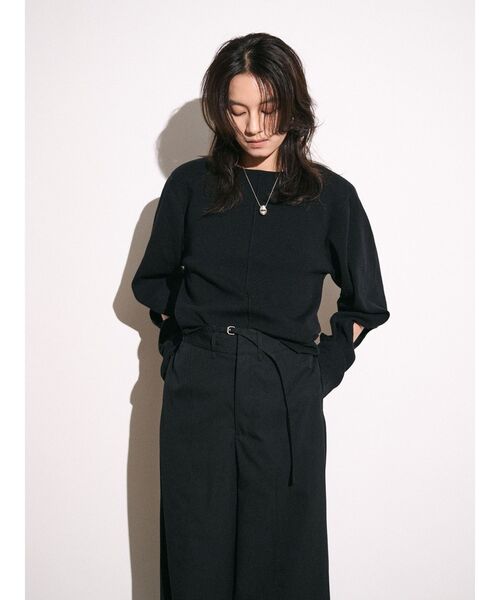 Htage(テージ)の「【Htage】パワーショルダーサークルデザインニット(ニット/セーター・レディース・チャコールグレー/ブラック・FREE)」の2枚目の写真