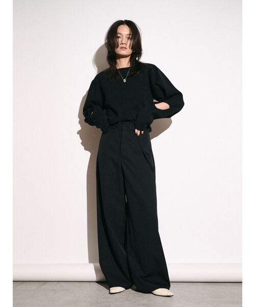 Htage(テージ)の「【Htage】パワーショルダーサークルデザインニット(ニット/セーター・レディース・チャコールグレー/ブラック・FREE)」の3枚目の写真