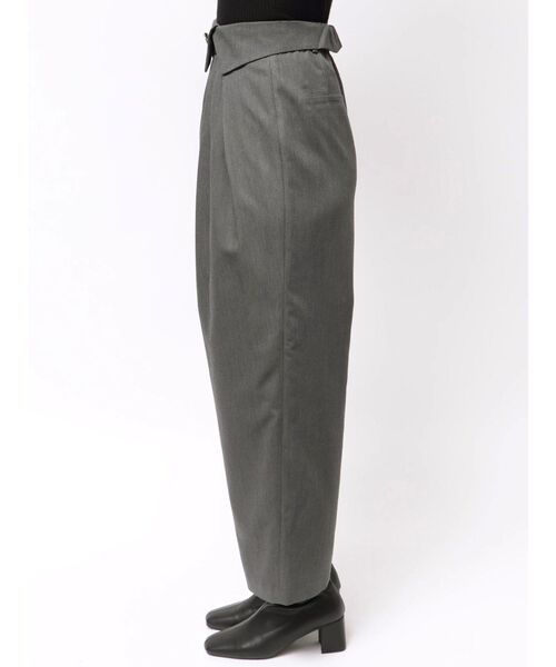 MERCURYDUO（マーキュリーデュオ）の「アシメタックワイドパンツ（その他パンツ・レディース・イエロー/グレー・MEDIUM/SMALL）」の17枚目の写真