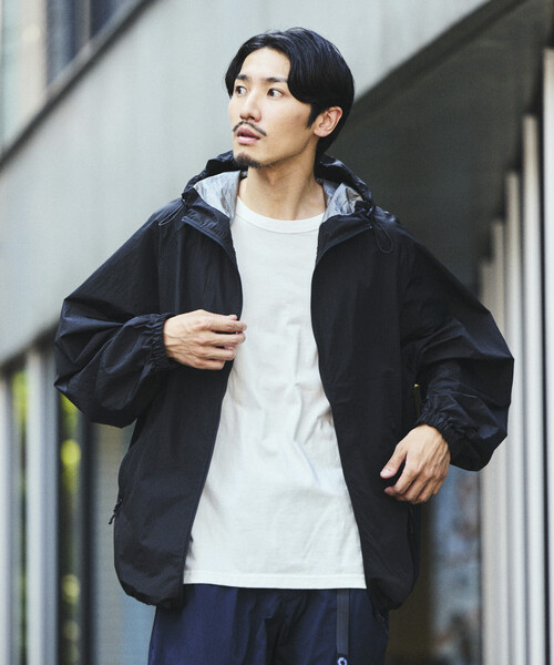 FREAK'S STORE（フリークスストア）の「限定展開 ALL WEATHER ACTIVE WEAR/オールウェザーアクティブウェア チタン加工 ナイロンフーディー ジャケット（ナイロンジャケット・メンズ・ブラック/グレー・SMALL/MEDIUM/LARGE）」の16枚目の写真