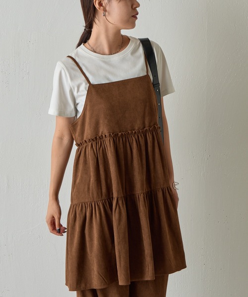 COLONY 2139(コロニートゥーワンスリーナイン)の「フェイクスエードティアードミニキャミワンピース(ワンピース・レディース・ブラウン/キャメル・FREE)」の15枚目の写真