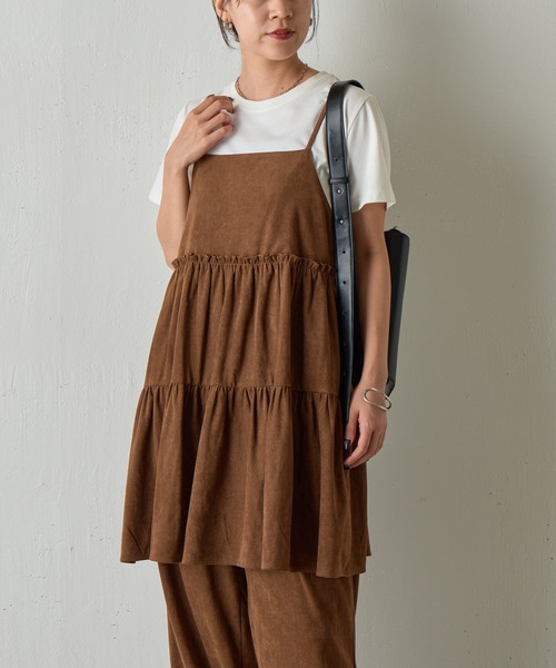 COLONY 2139(コロニートゥーワンスリーナイン)の「フェイクスエードティアードミニキャミワンピース(ワンピース・レディース・ブラウン/キャメル・FREE)」の17枚目の写真