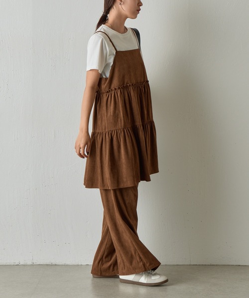 COLONY 2139(コロニートゥーワンスリーナイン)の「フェイクスエードティアードミニキャミワンピース(ワンピース・レディース・ブラウン/キャメル・FREE)」の11枚目の写真