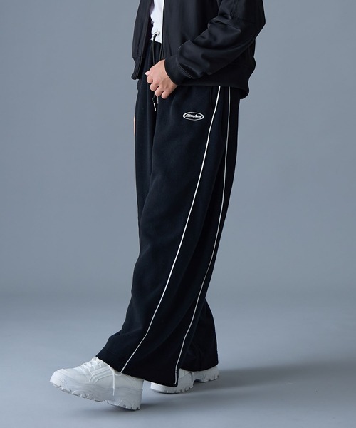 脇タックフレア裏起毛スウェットパンツ（スウェットパンツ）｜BISKEE