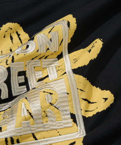 PUBLUX（パブリュクス）の「VISION STREET WEAR/ヴィジョンストリートウェアー 別注 DAISY FLOWER SWEAT(限定展開)（スウェット・メンズ・ライトグレー/グリーン/ブラック・MEDIUM/LARGE/X-LARGE）」の16枚目の写真