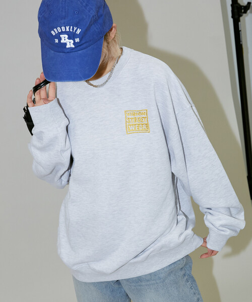 PUBLUX（パブリュクス）の「VISION STREET WEAR/ヴィジョンストリートウェアー 別注 DAISY FLOWER SWEAT(限定展開)（スウェット・メンズ・ライトグレー/グリーン/ブラック・MEDIUM/LARGE/X-LARGE）」の19枚目の写真