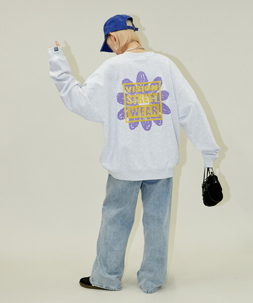 PUBLUX（パブリュクス）の「VISION STREET WEAR/ヴィジョンストリートウェアー 別注 DAISY FLOWER SWEAT(限定展開)（スウェット・メンズ・ライトグレー/グリーン/ブラック・MEDIUM/LARGE/X-LARGE）」の22枚目の写真