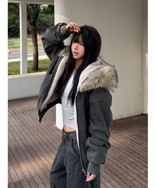 ARCHIVER(アーカイバ)の「【Lp】フェイクファーフードブルゾン(ブルゾン・レディース・グレー/ブラック・LARGE/MEDIUM/X-LARGE/SMALL)」の5枚目の写真
