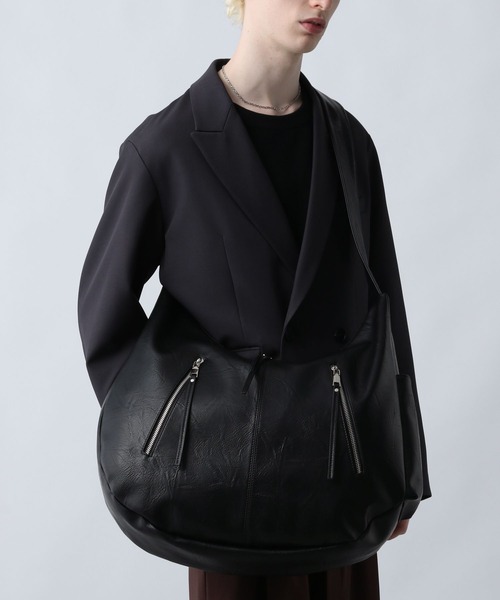 HARE(ハレ)の「BIG-ZIP-BAG(HARE)(ショルダーバッグ・メンズ・ブラウン/ブラック・FREE)」の5枚目の写真
