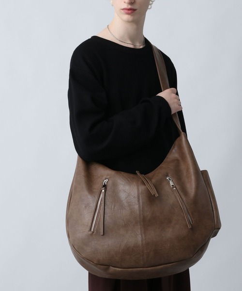 HARE(ハレ)の「BIG-ZIP-BAG(HARE)(ショルダーバッグ・メンズ・ブラウン/ブラック・FREE)」の9枚目の写真