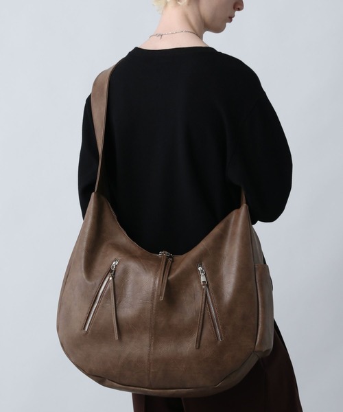 HARE(ハレ)の「BIG-ZIP-BAG(HARE)(ショルダーバッグ・メンズ・ブラウン/ブラック・FREE)」の11枚目の写真