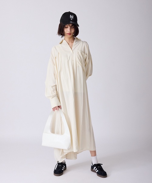 c/est(シーエ)の「c/est/ FRANNY シャツブラウス 秋服 冬服(シャツ/ブラウス・レディース・オフホワイト/ネイビー・FREE)」の2枚目の写真