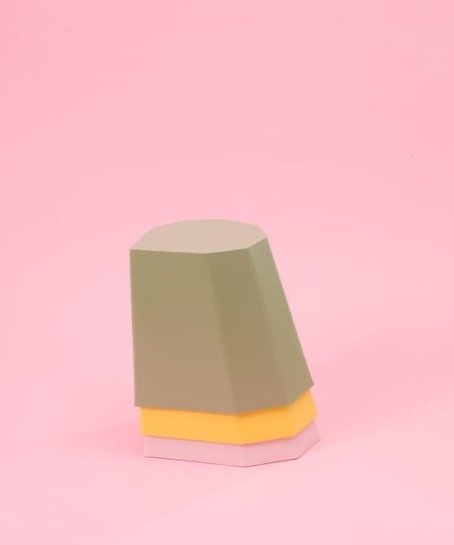 bpr BEAMS（ビーピーアール ビームス ）の「GAMPER LTD. / Arnold Stool（家具・レディース・オフホワイト/ピンク/オレンジ/サックスブルー/イエロー/ミント・ONE SIZE）」の3枚目の写真
