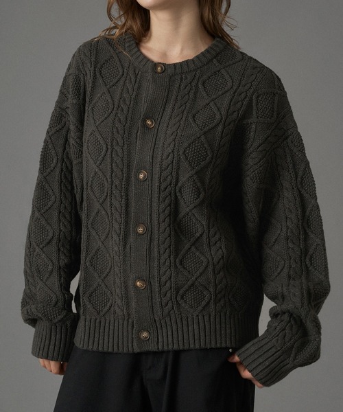 ONCILY（オンシェリー）の「CABLE CREW NECK KNIT CARDIGAN / ケーブル