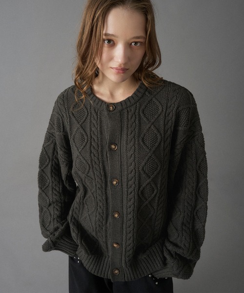 ONCILY（オンシェリー）の「CABLE CREW NECK KNIT CARDIGAN / ケーブル