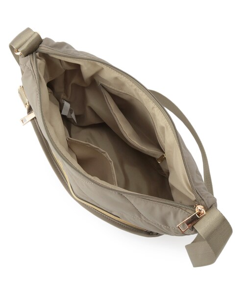 SHOO・LA・RUE（シューラルー）の「ひょうたんキルトショルダーバッグ（ショルダーバッグ・レディース・ナチュラル/カーキ/ブラック・00）」の16枚目の写真