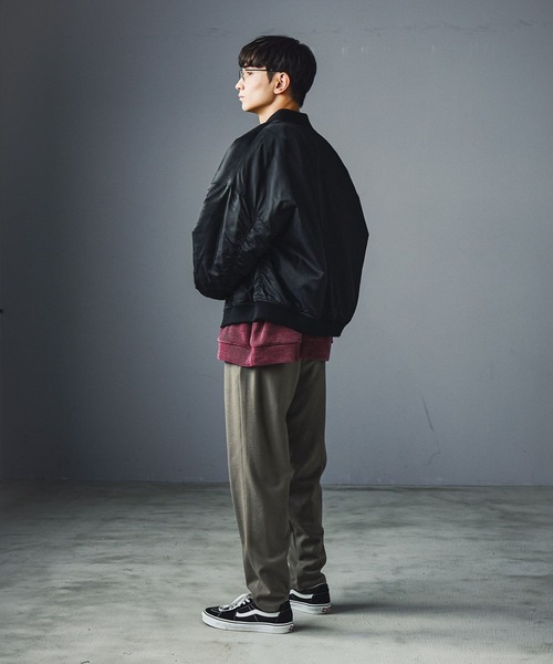 LAKOLE(ラコレ)の「クリーンMA-1 / 592132(ブルゾン・メンズ・ブラック/カーキ/チャコール・MEDIUM/LARGE)」の5枚目の写真