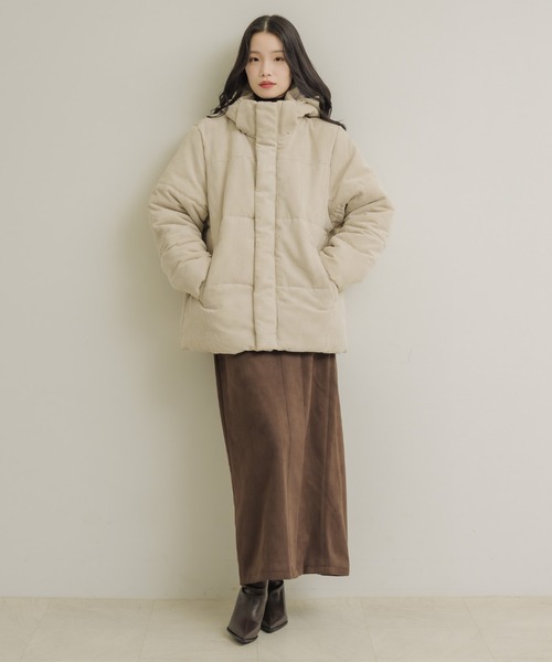 NEUNA（ヌナ）の「【毎年即完のダウンが今年も登場！◎】コーデュロイダウン（ダウンジャケット/コート・レディース・アイボリー・FREE）」の22枚目の写真