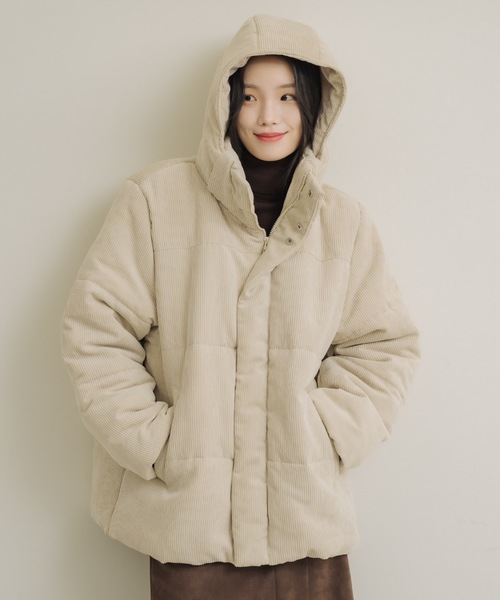 NEUNA（ヌナ）の「【毎年即完のダウンが今年も登場！◎】コーデュロイダウン（ダウンジャケット/コート・レディース・アイボリー・FREE）」の11枚目の写真