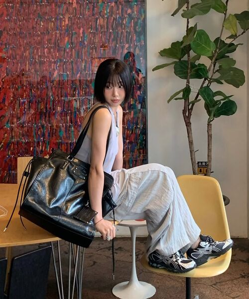 BLACKPURPLE(ブラックパープル)の「モウバッグ MOU BAG_BLACK(ショルダーバッグ・レディース・ブラック・FREE)」の10枚目の写真