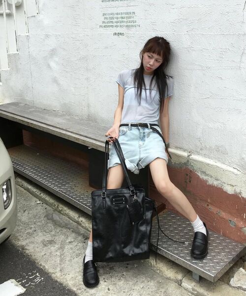 BLACKPURPLE(ブラックパープル)の「モウバッグ MOU BAG_BLACK(ショルダーバッグ・レディース・ブラック・FREE)」の13枚目の写真