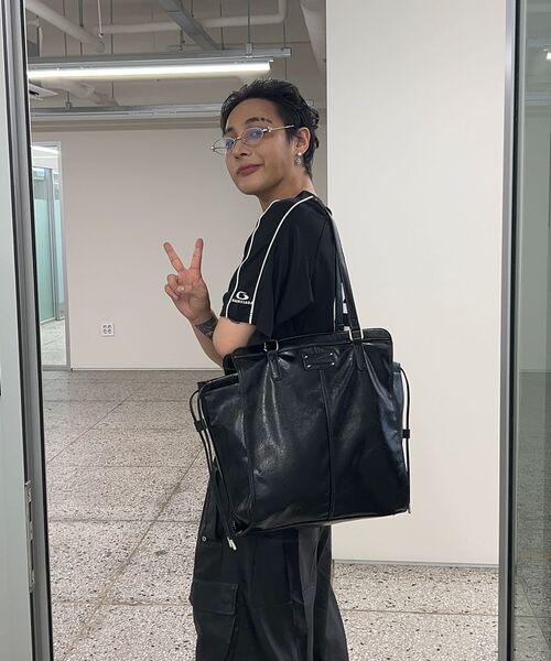 BLACKPURPLE(ブラックパープル)の「モウバッグ MOU BAG_BLACK(ショルダーバッグ・レディース・ブラック・FREE)」の16枚目の写真