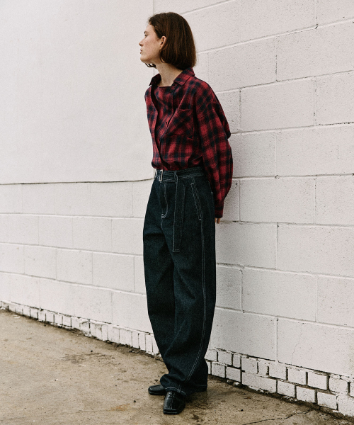 ARTID（アルティーダ）の「ベルト付きカーブデニムパンツ_BLUE（デニムパンツ・レディース・ブルー・SMALL/MEDIUM/X-SMALL）」の3枚目の写真