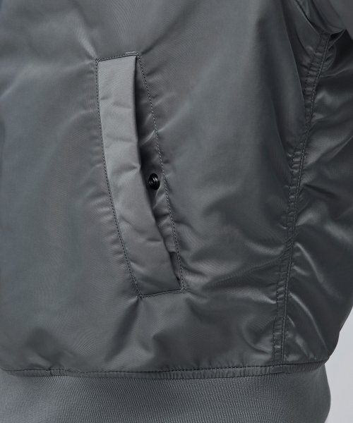 MUSINSA STANDARD（ムシンサスタンダード）の「特大MA-1ボンバージャケット[ミディアムグレー]（ブルゾン・メンズ・その他・MEDIUM/LARGE/X-LARGE/XX-LARGE）」の9枚目の写真