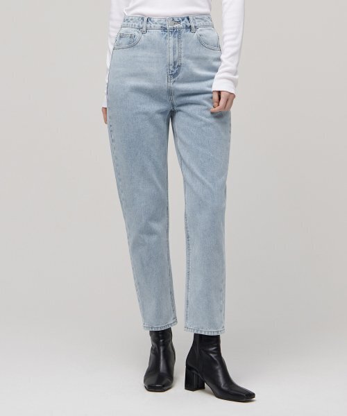 MUSINSA STANDARD WOMAN(ムシンサスタンダードウーマン)の「レディースママフィットデニムパンツ【スカイブルー】(デニムパンツ・レディース・その他・26/24/25)」の1枚目の写真