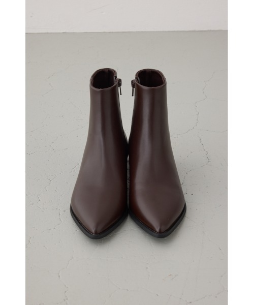 AZUL by moussy(アズールバイマウジー)の「ポインテッドローヒールブーツ(ブーツ・レディース・ブラック/ブラウン・SMALL/MEDIUM/LARGE)」の19枚目の写真