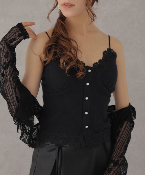 Lace Ladies(レースレディース)の「パール ボタン 花柄 レース ビスチェ キャミソール(キャミソール・レディース・ホワイト/ブラック・FREE)」の6枚目の写真