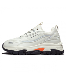 AKIII CLASSIC（アキクラシック）の「Urban Tracker Cream（スニーカー）」