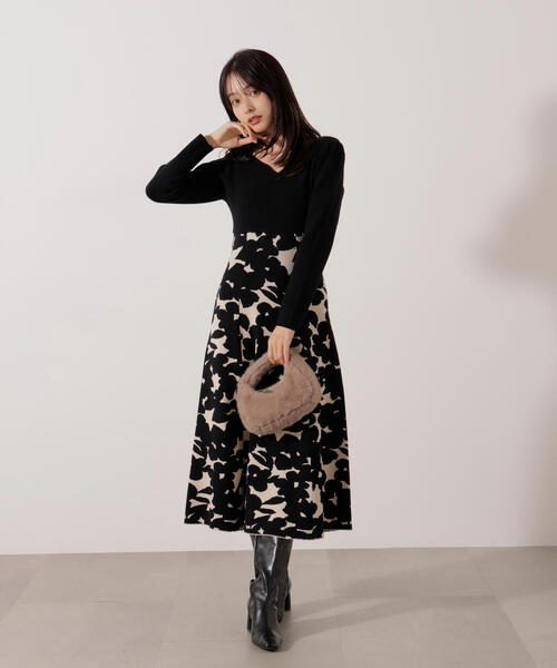 PROPORTION BODY DRESSING(プロポーションボディドレッシング)の「ジャガードフラワーニットワンピース / 1216140007(ワンピース・レディース・ブラック/ブルー・P/S/SMALL/MEDIUM)」の8枚目の写真