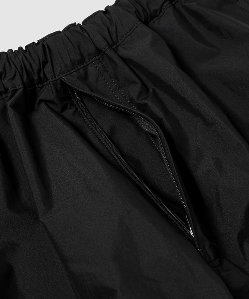COMME des GARCONS HOMME(コム デ ギャルソン・オム)の「COTTON POLYESTER EASY PANTS(その他パンツ・メンズ・ブラック/ネイビー・XS/S/M/L)」の4枚目の写真