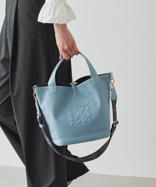 russet（ラシット）の「エンボスモノグラム2WAYタウントートバッグ（トートバッグ・レディース・グレー系その他/ブラック/ブルー系その他・FREE）」の3枚目の写真