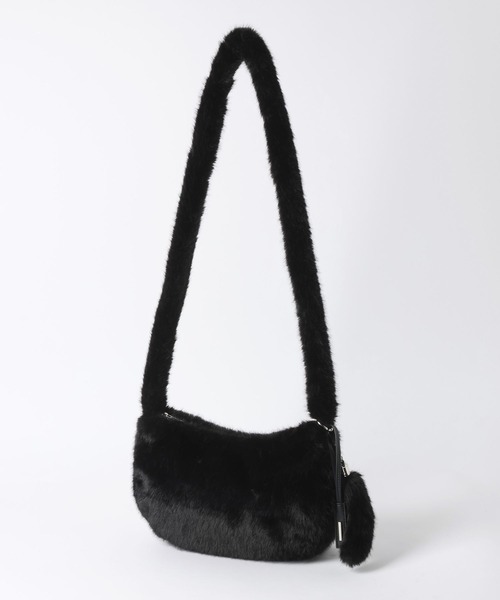 HARE(ハレ)の「ハーフムーンファーBAG(HARE)(ショルダーバッグ・メンズ・ブラック・FREE)」の3枚目の写真
