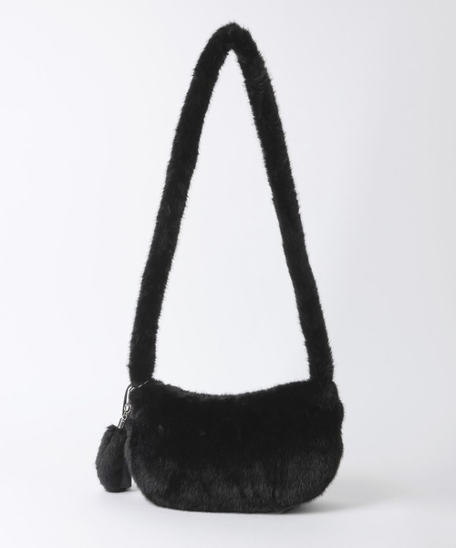 HARE(ハレ)の「ハーフムーンファーBAG(HARE)(ショルダーバッグ・メンズ・ブラック・FREE)」の7枚目の写真