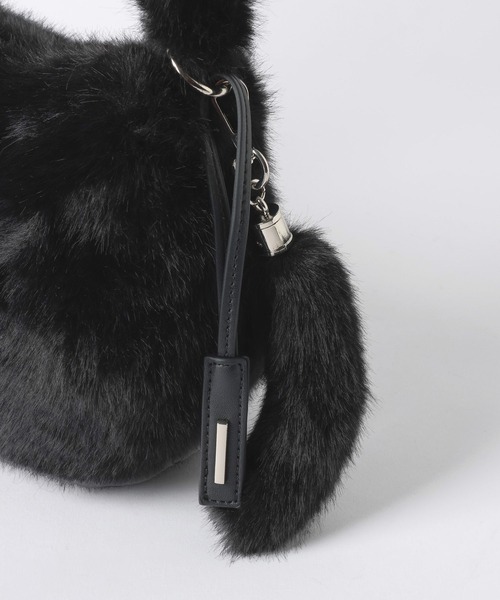 HARE(ハレ)の「ハーフムーンファーBAG(HARE)(ショルダーバッグ・メンズ・ブラック・FREE)」の8枚目の写真