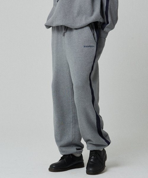MAGOODGAN(メックウッドガン)の「カールン 3321B デニムパッチワークメランジグレーセットアップパンツ(スウェットパンツ・レディース・その他・LARGE/X-LARGE/MEDIUM)」の1枚目の写真
