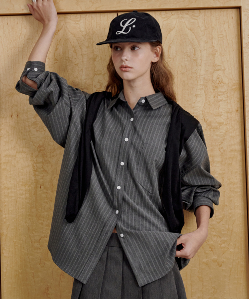 LOSSYROW(ロッシロー)の「Soft Pinstripe Overshirt Gray(シャツ/ブラウス・レディース・グレー・FREE)」の4枚目の写真